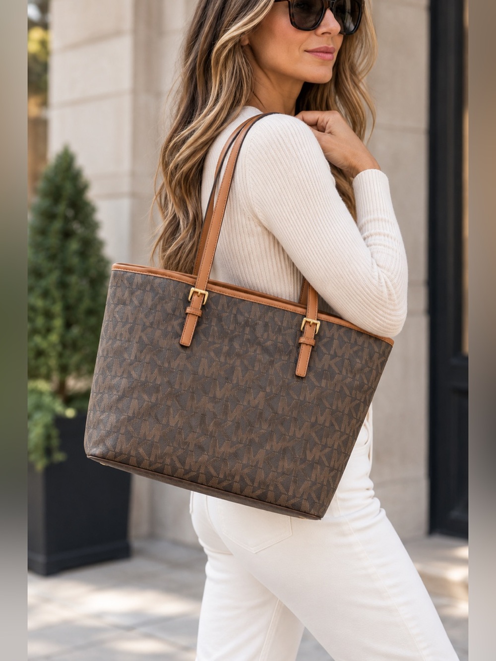 NWT Michael Kors Signature Logo Tote Bag – Brown/Tan ($398 Retail) – 100% Auth